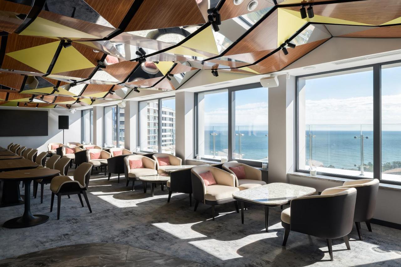 Premier Hotel Odessa Esterno foto The Club at Brisbane International Airport