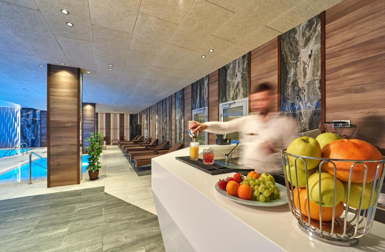 Premier Hotel Odessa Esterno foto The spa at the Hotel